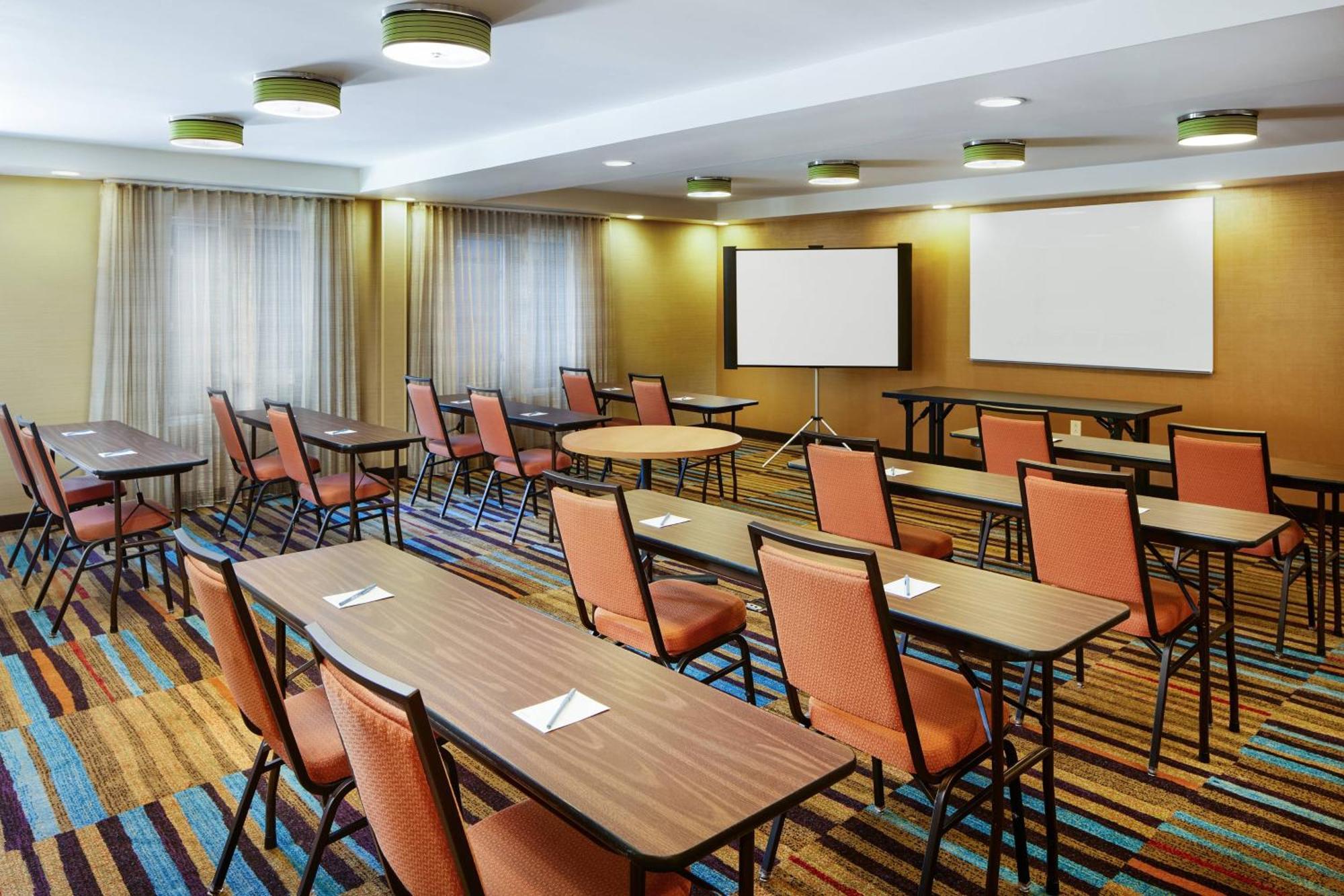 Fairfield Inn And Suites By Marriott Plainville Esterno foto