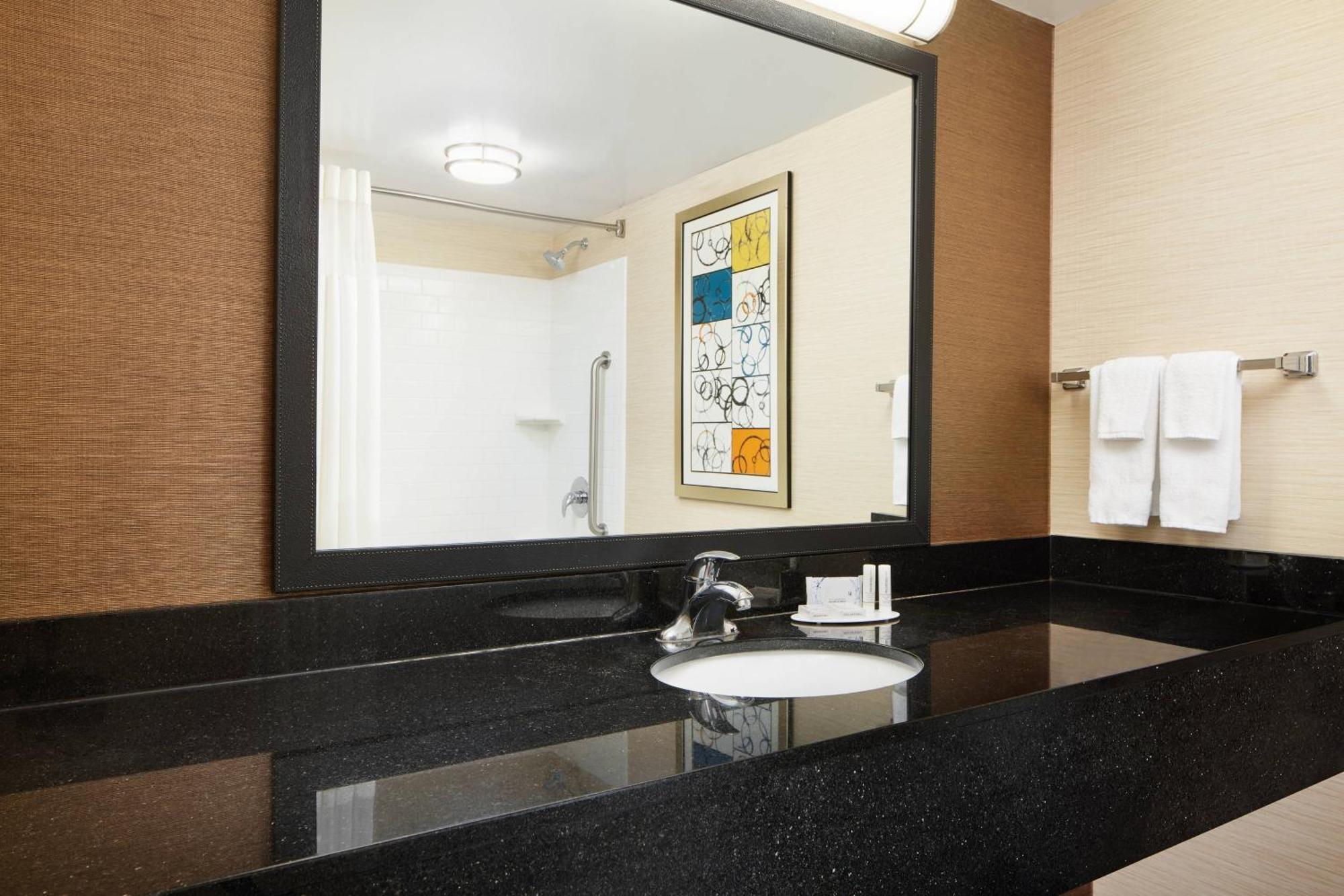 Fairfield Inn And Suites By Marriott Plainville Esterno foto