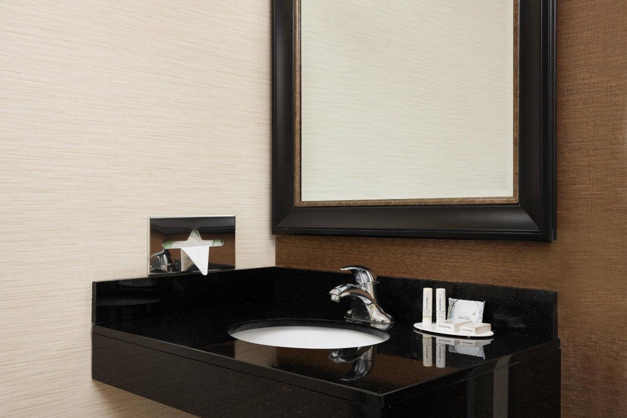Fairfield Inn And Suites By Marriott Plainville Esterno foto